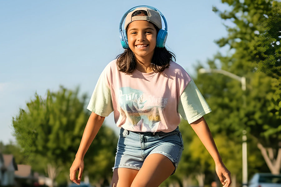 How to Choose the Right Headphones for Kids Based on Age